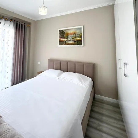 Lägenhet Soffi Tirana